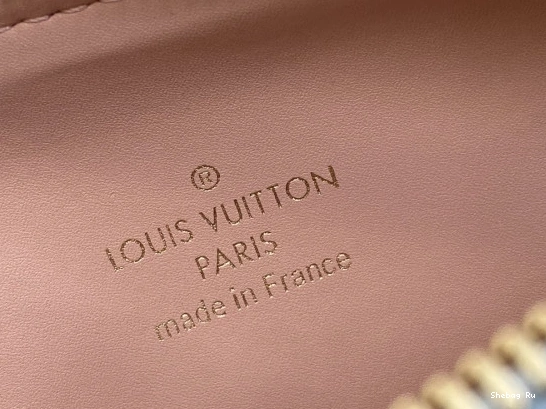 BB VUITTON COUSSIN LOUIS 0823